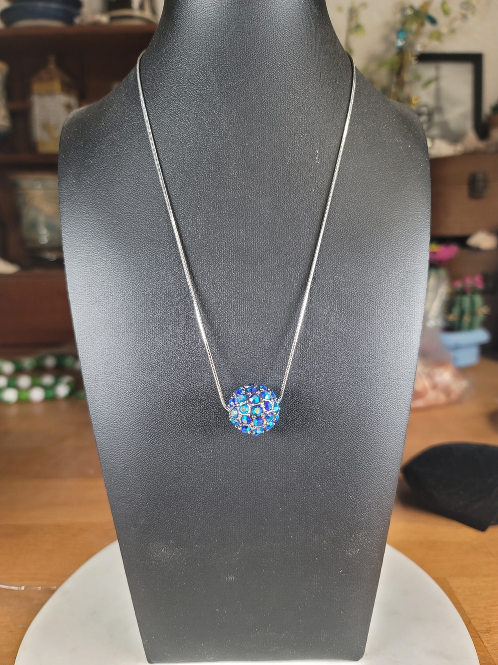 paparazzi Silver Necklace with Blue Crystal Spinner Ball Cluster Pendant